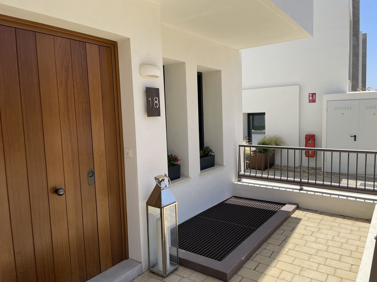 3 Bed Townhouse for sale in Cabopino Costa Del Sol, Málaga, Spain
