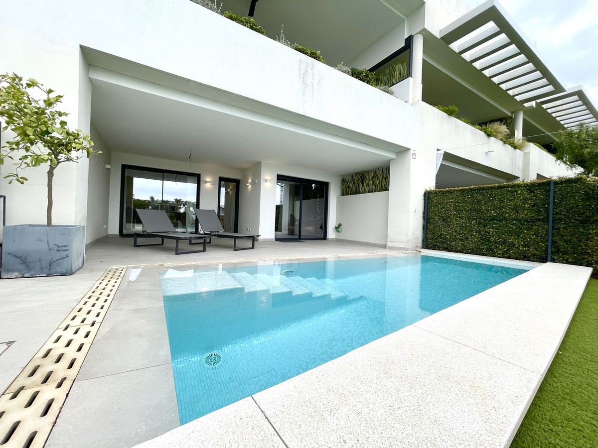3 Bed Townhouse for sale in Cabopino Costa Del Sol, Málaga, Spain