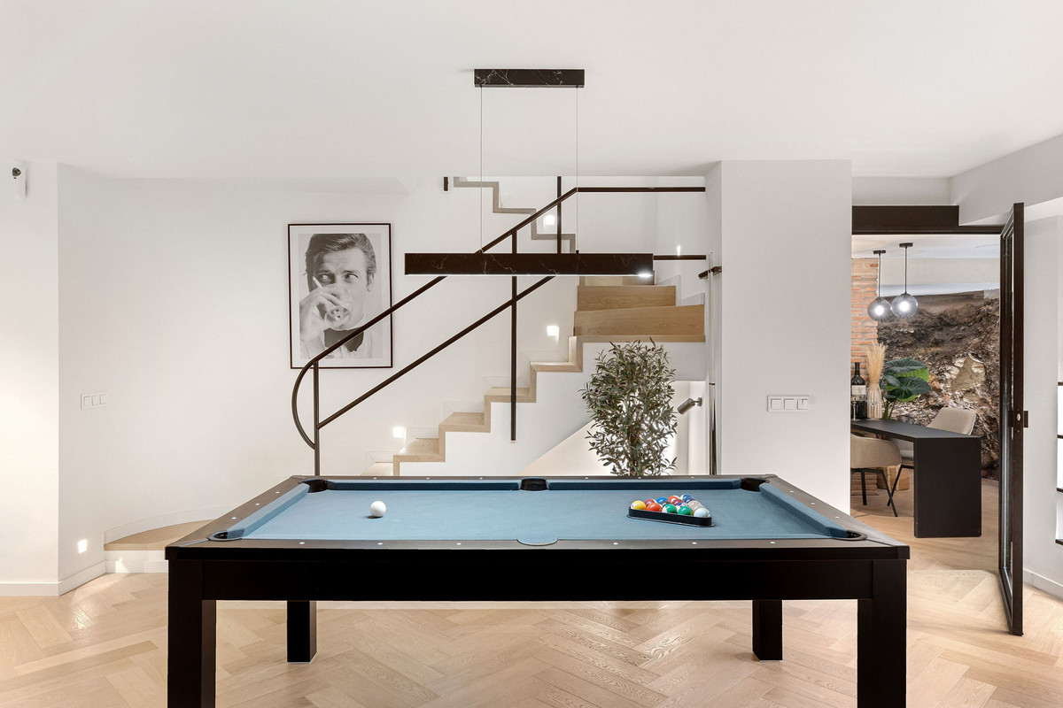 4 Bed Townhouse for sale in The Golden Mile Costa Del Sol, Málaga, Spain