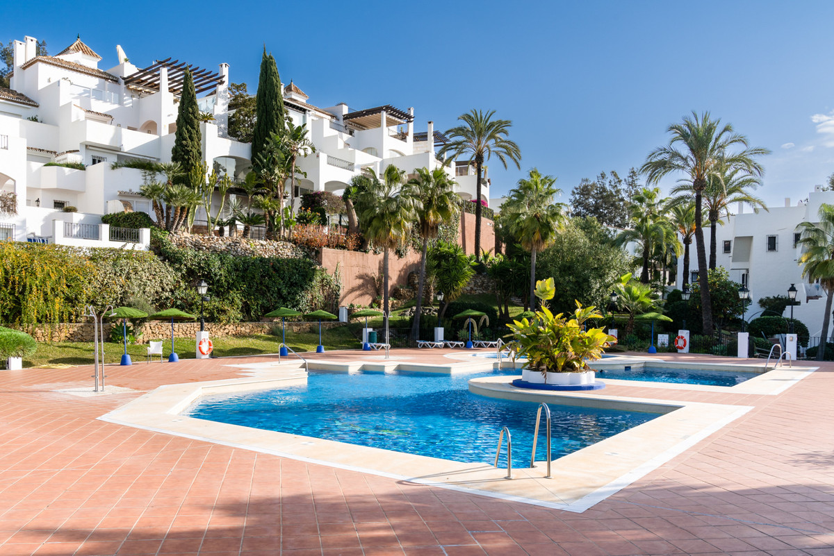 4 Bed Townhouse for sale in The Golden Mile Costa Del Sol, Málaga, Spain