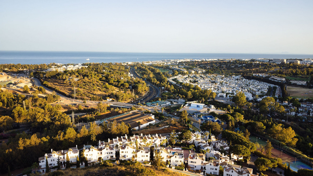 4 Bed Townhouse for sale in The Golden Mile Costa Del Sol, Málaga, Spain