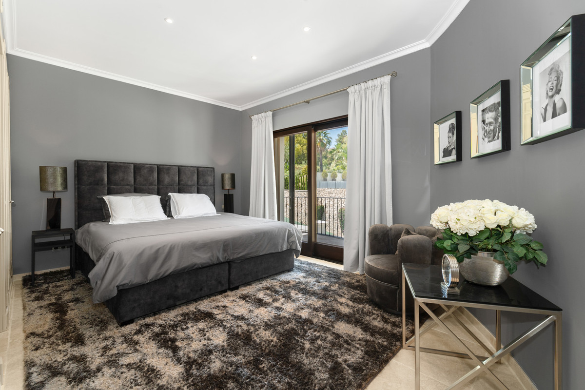 Se vende Villa - Chalet de 7 dormitorios en Costa Del Sol, Málaga, España