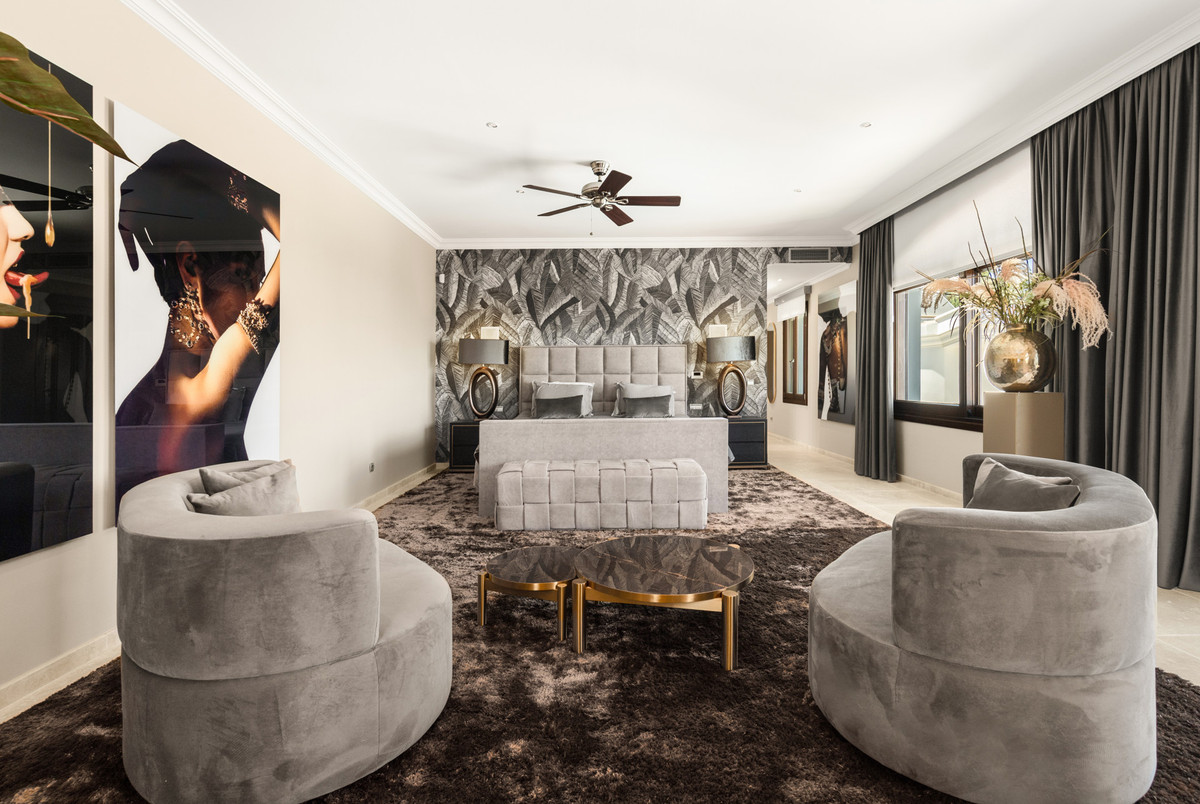 Se vende Villa - Chalet de 7 dormitorios en Costa Del Sol, Málaga, España