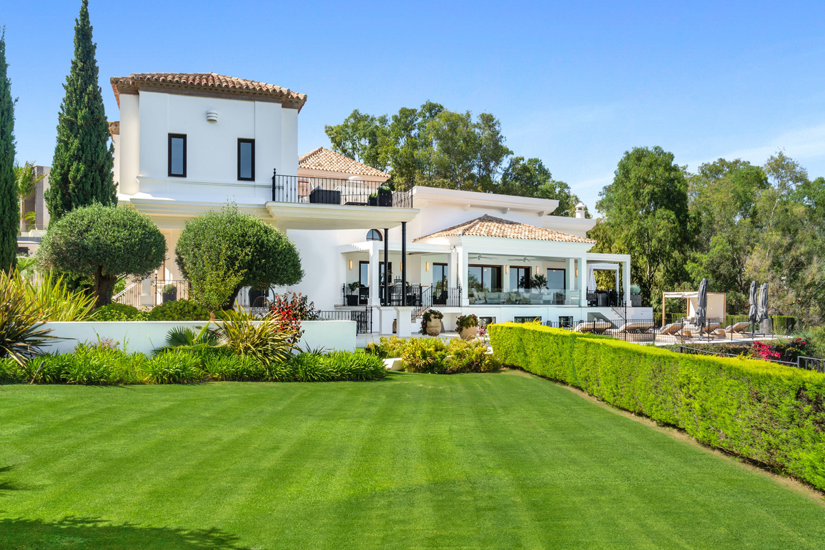 Se vende Villa - Chalet de 7 dormitorios en Costa Del Sol, Málaga, España