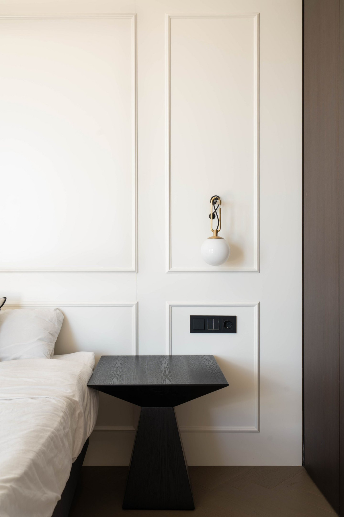 3 Bed Apartment for sale in Nueva Andalucía Costa Del Sol, Málaga, Spain