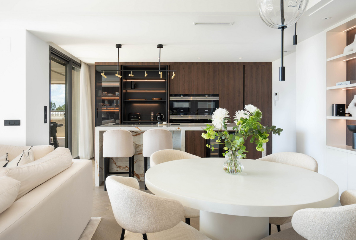 3 Bed Apartment for sale in Nueva Andalucía Costa Del Sol, Málaga, Spain