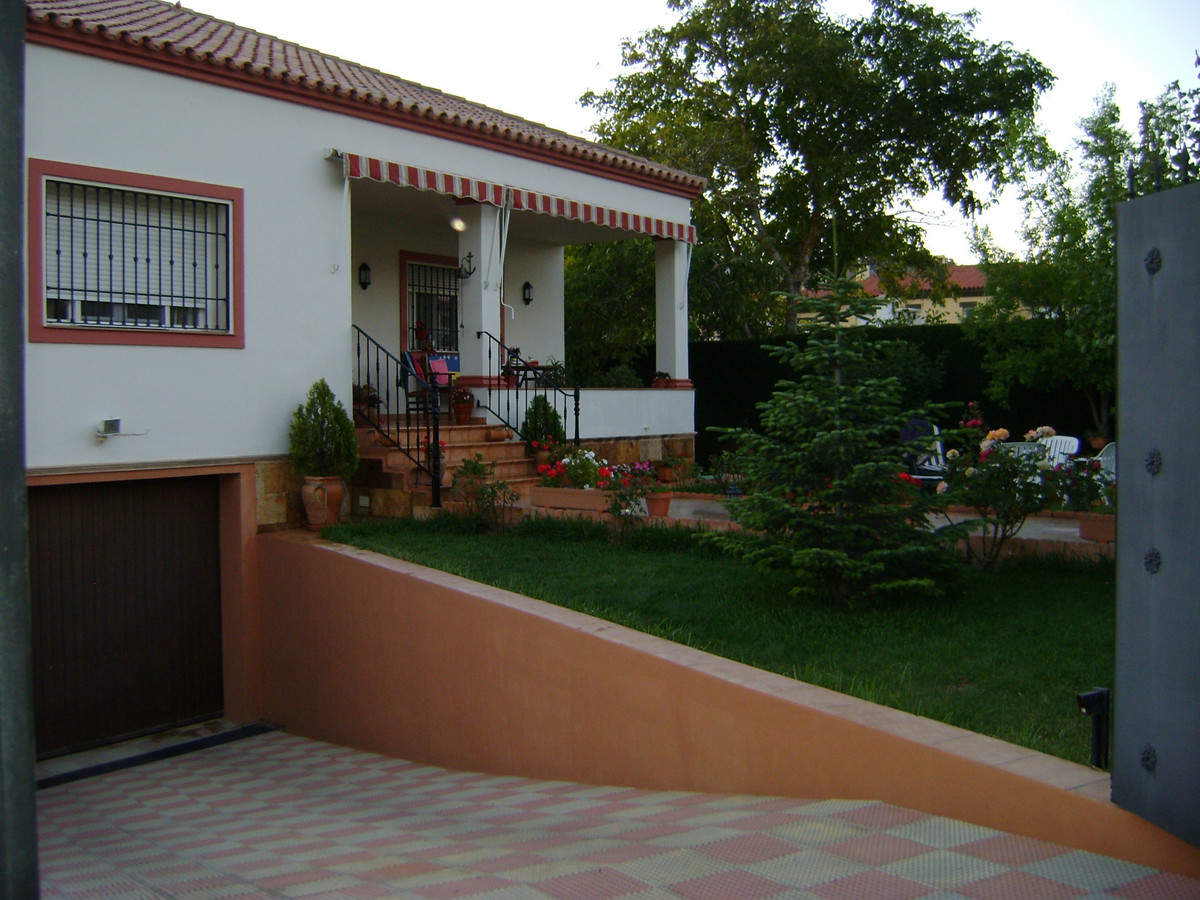 Se vende Villa - Chalet de 3 dormitorios en Costa Del Sol, Málaga, España
