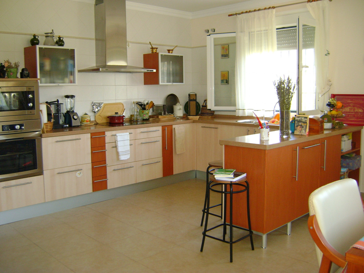 Se vende Villa - Chalet de 3 dormitorios en Costa Del Sol, Málaga, España