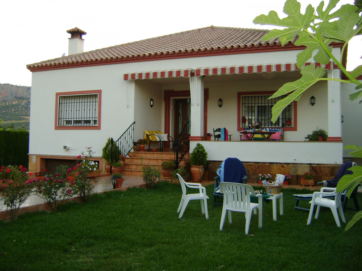 Se vende Villa - Chalet de 3 dormitorios en Costa Del Sol, Málaga, España