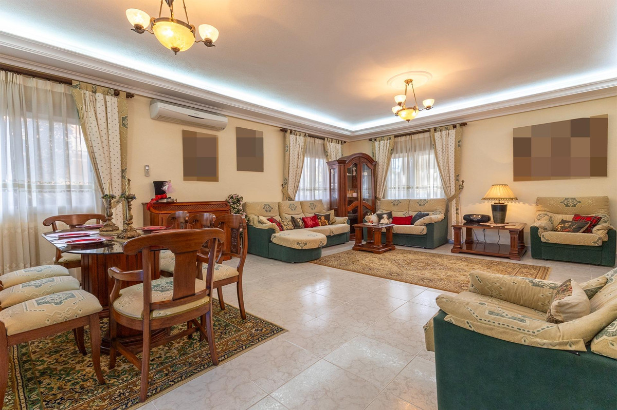 5 Bed Townhouse for sale in Ciudad Quesada Costa Blanca, Alicante, Spain