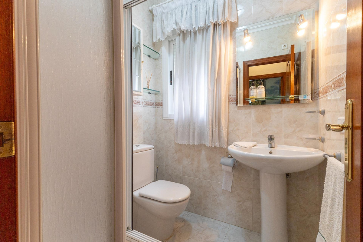 5 Bed Townhouse for sale in Ciudad Quesada Costa Blanca, Alicante, Spain