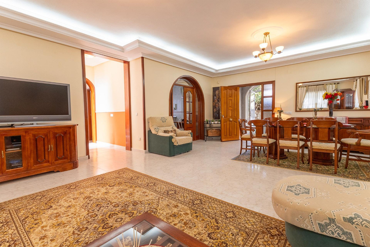 5 Bed Townhouse for sale in Ciudad Quesada Costa Blanca, Alicante, Spain