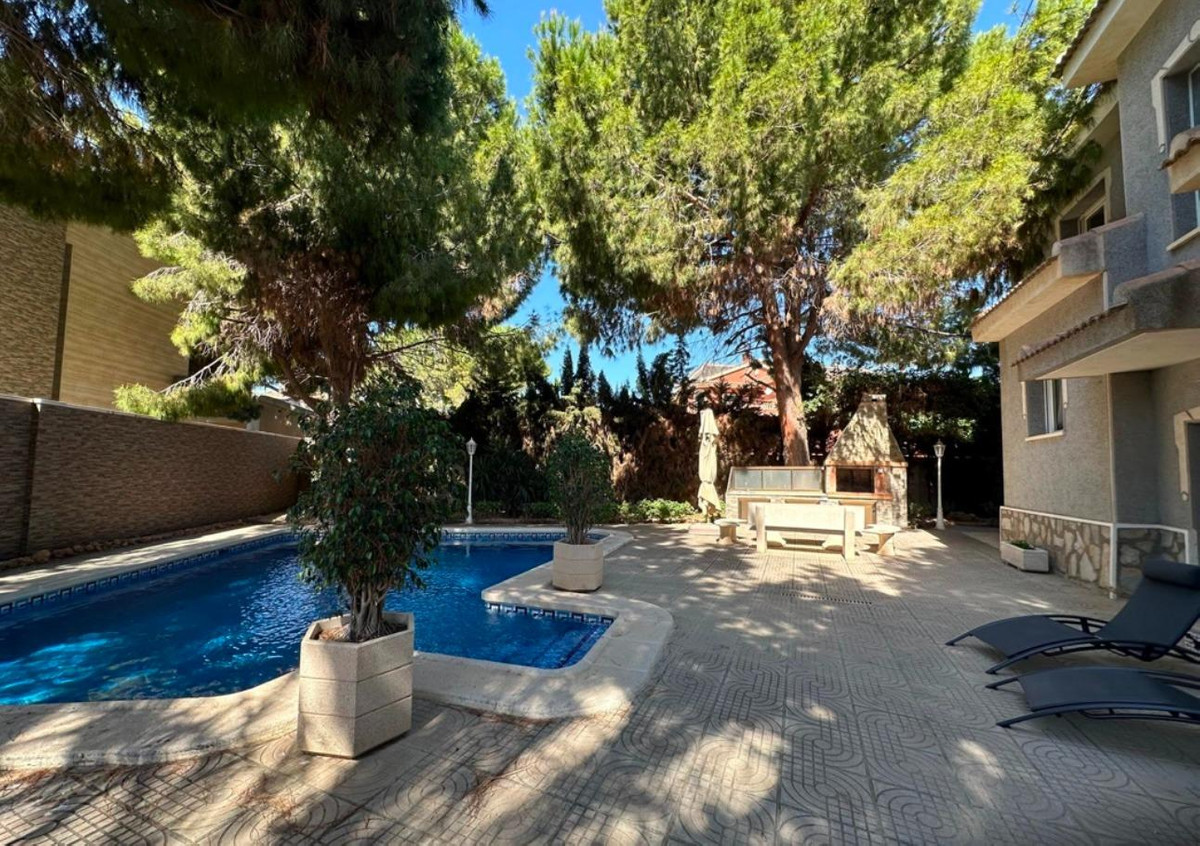 5 Bed Townhouse for sale in Ciudad Quesada Costa Blanca, Alicante, Spain