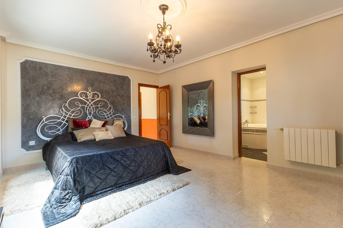 5 Bed Townhouse for sale in Ciudad Quesada Costa Blanca, Alicante, Spain