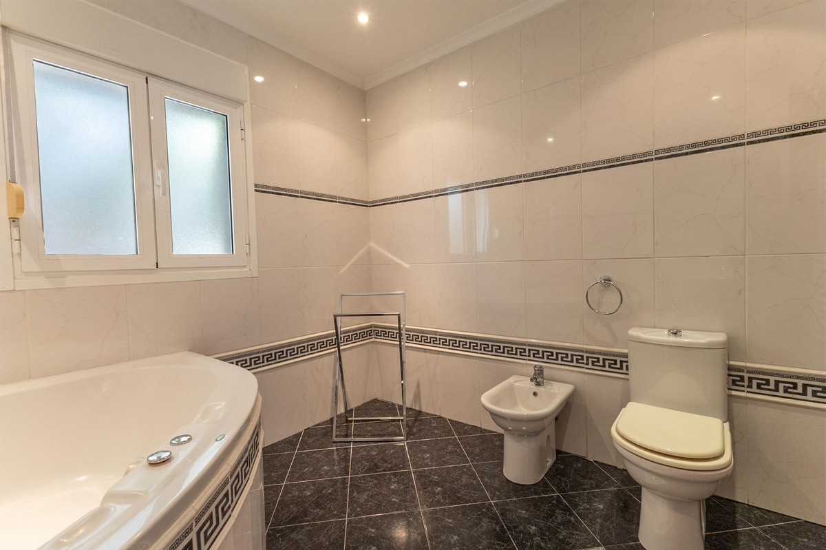 5 Bed Townhouse for sale in Ciudad Quesada Costa Blanca, Alicante, Spain