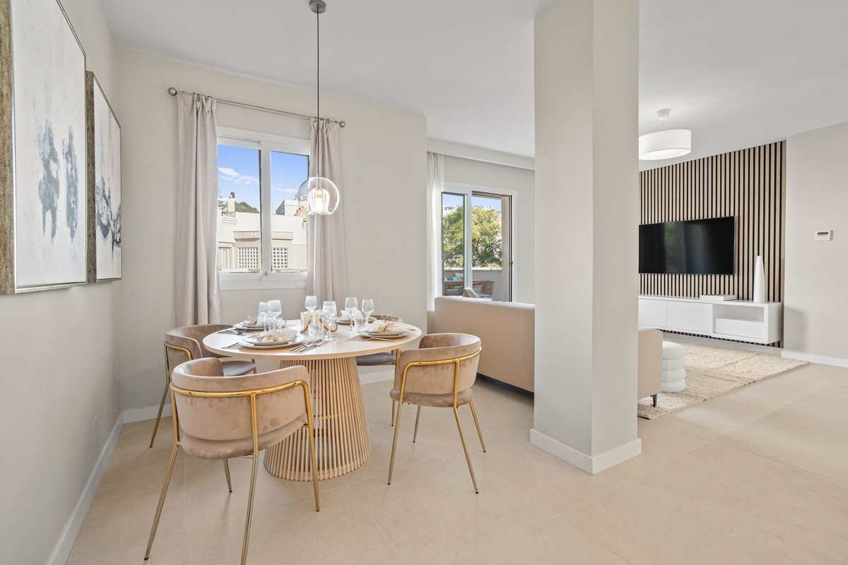 3 Bed Apartment for sale in Nueva Andalucía Costa Del Sol, Málaga, Spain