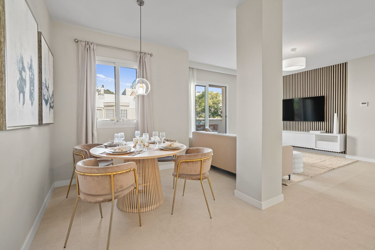 3 Bed Apartment for sale in Nueva Andalucía Costa Del Sol, Málaga, Spain