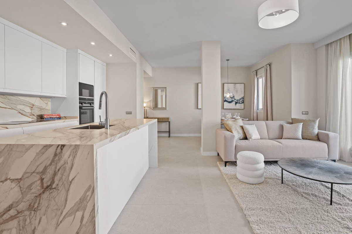 3 Bed Apartment for sale in Nueva Andalucía Costa Del Sol, Málaga, Spain