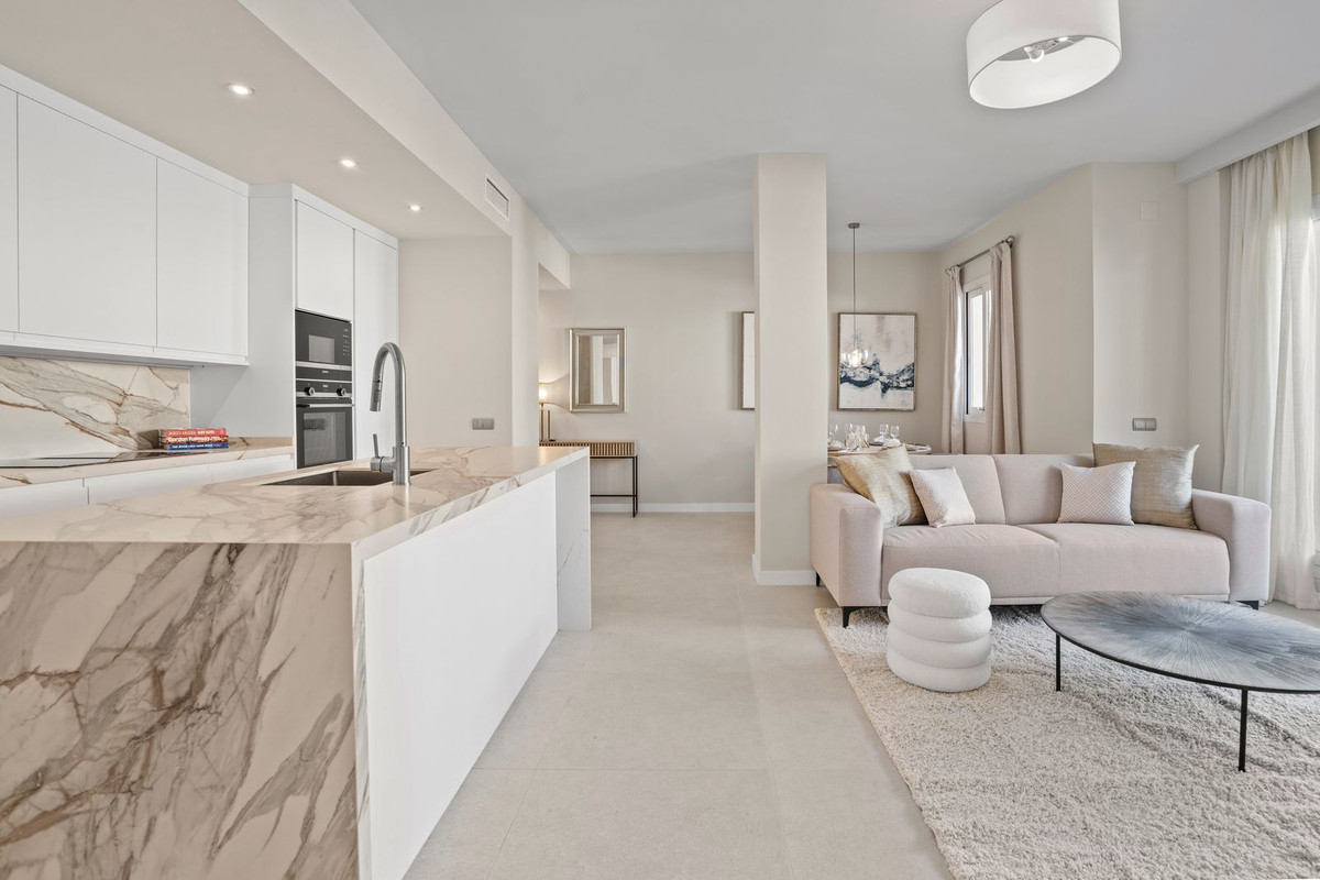 3 Bed Apartment for sale in Nueva Andalucía Costa Del Sol, Málaga, Spain