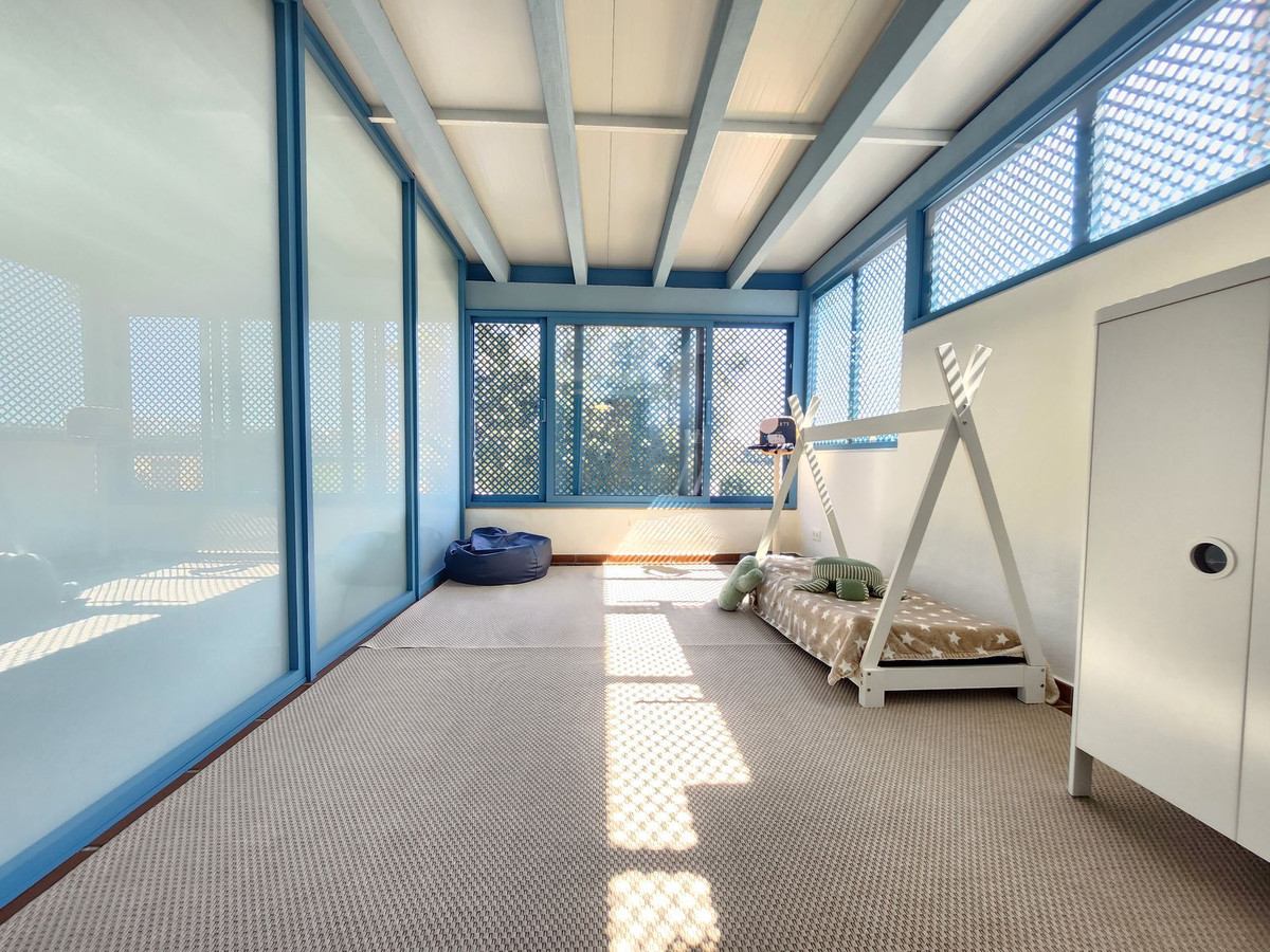 Se vende Apartamento Planta Baja de 2 dormitorios en Costa Del Sol, Cadiz, España