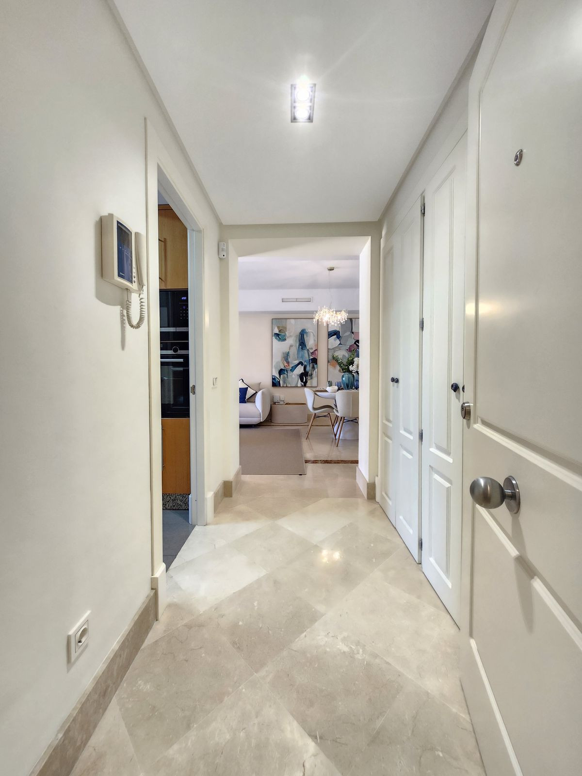 Se vende Apartamento Planta Baja de 2 dormitorios en Costa Del Sol, Cadiz, España