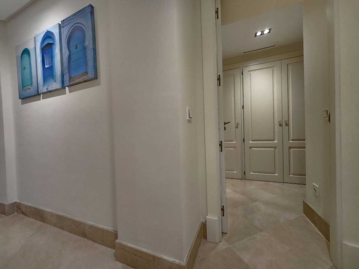 Se vende Apartamento Planta Baja de 2 dormitorios en Costa Del Sol, Cadiz, España