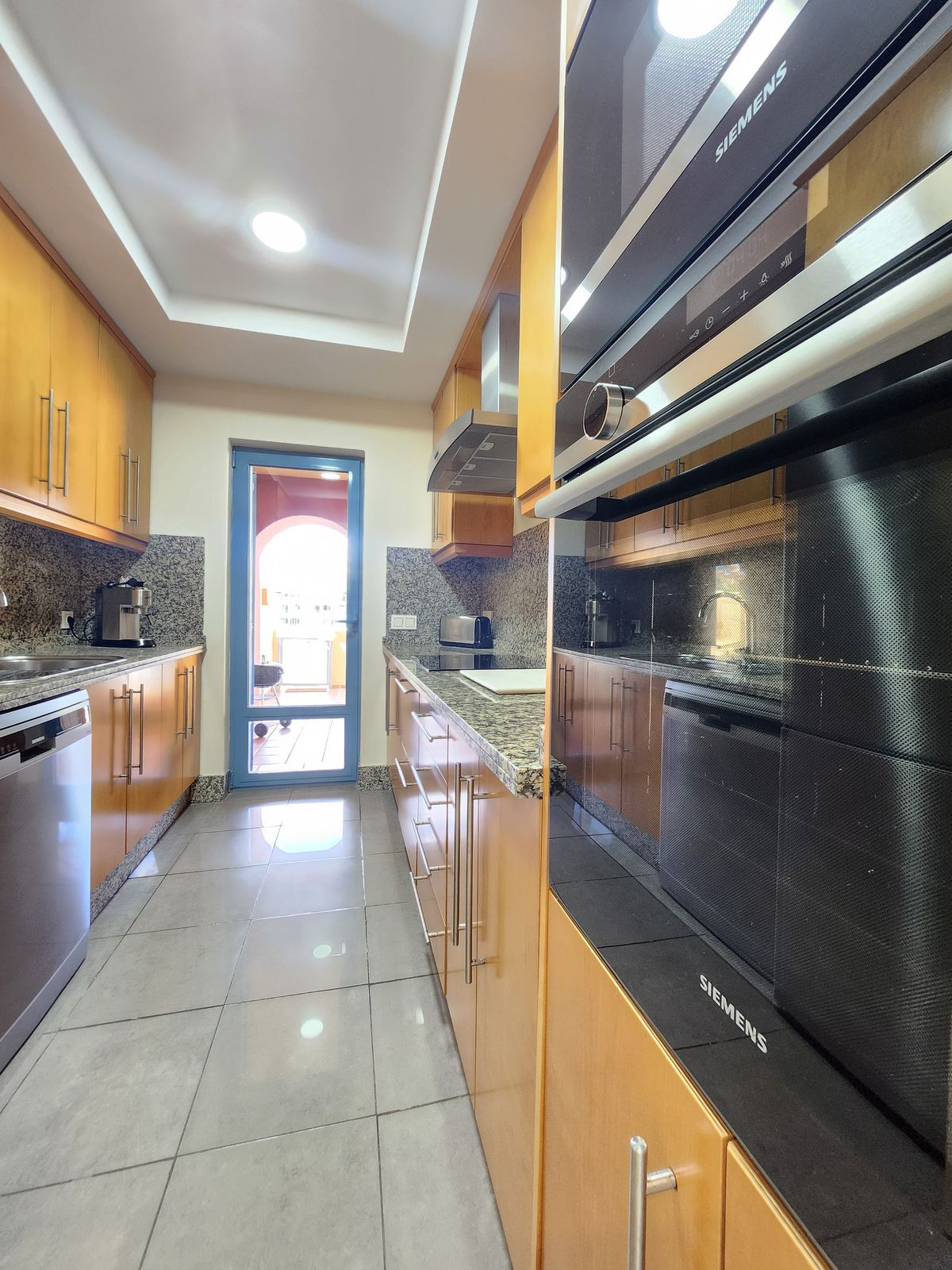 Se vende Apartamento Planta Baja de 2 dormitorios en Costa Del Sol, Cadiz, España
