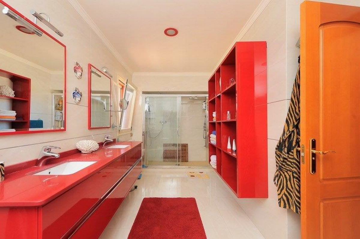 4 Bed Townhouse for sale in Playamar Costa Del Sol, Málaga, Spain