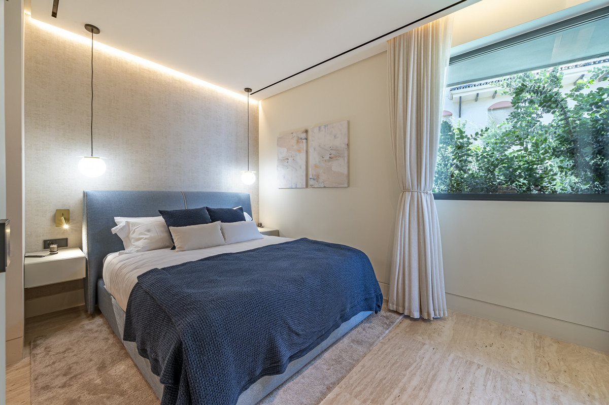 2 Bed Apartment for sale in Estepona Costa Del Sol, Málaga, Spain