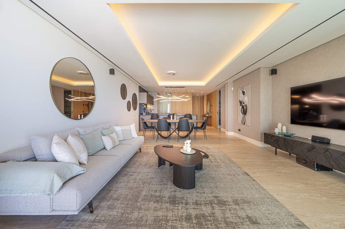 2 Bed Apartment for sale in Estepona Costa Del Sol, Málaga, Spain
