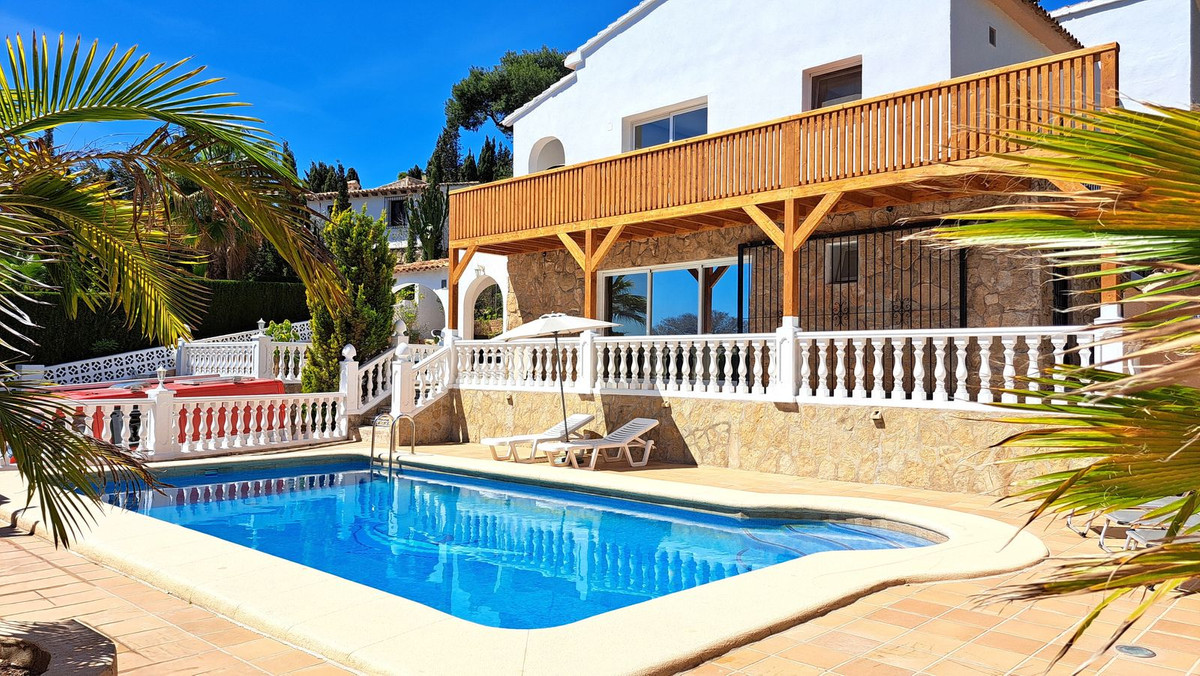 Se vende Villa - Chalet de 3 dormitorios en Costa Blanca, Alicante, España