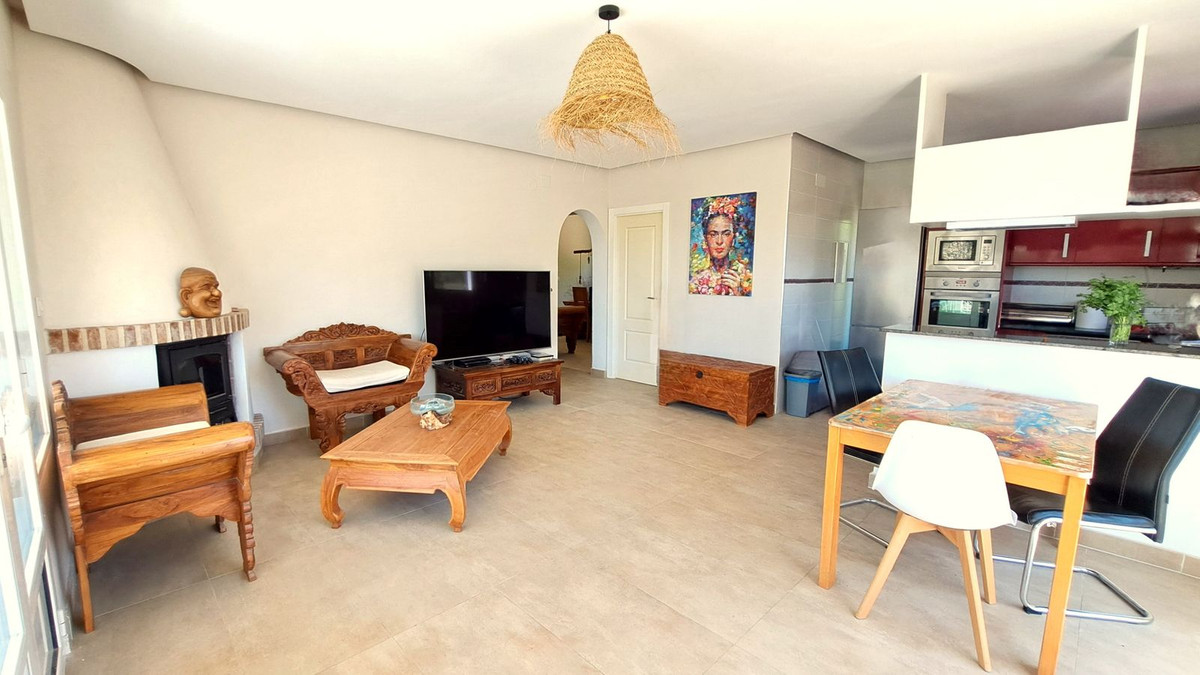Se vende Villa - Chalet de 3 dormitorios en Costa Blanca, Alicante, España