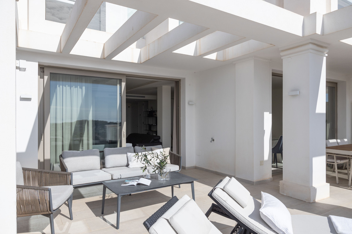 2 Bed Apartment for sale in Marbella Costa Del Sol, Málaga, Spain