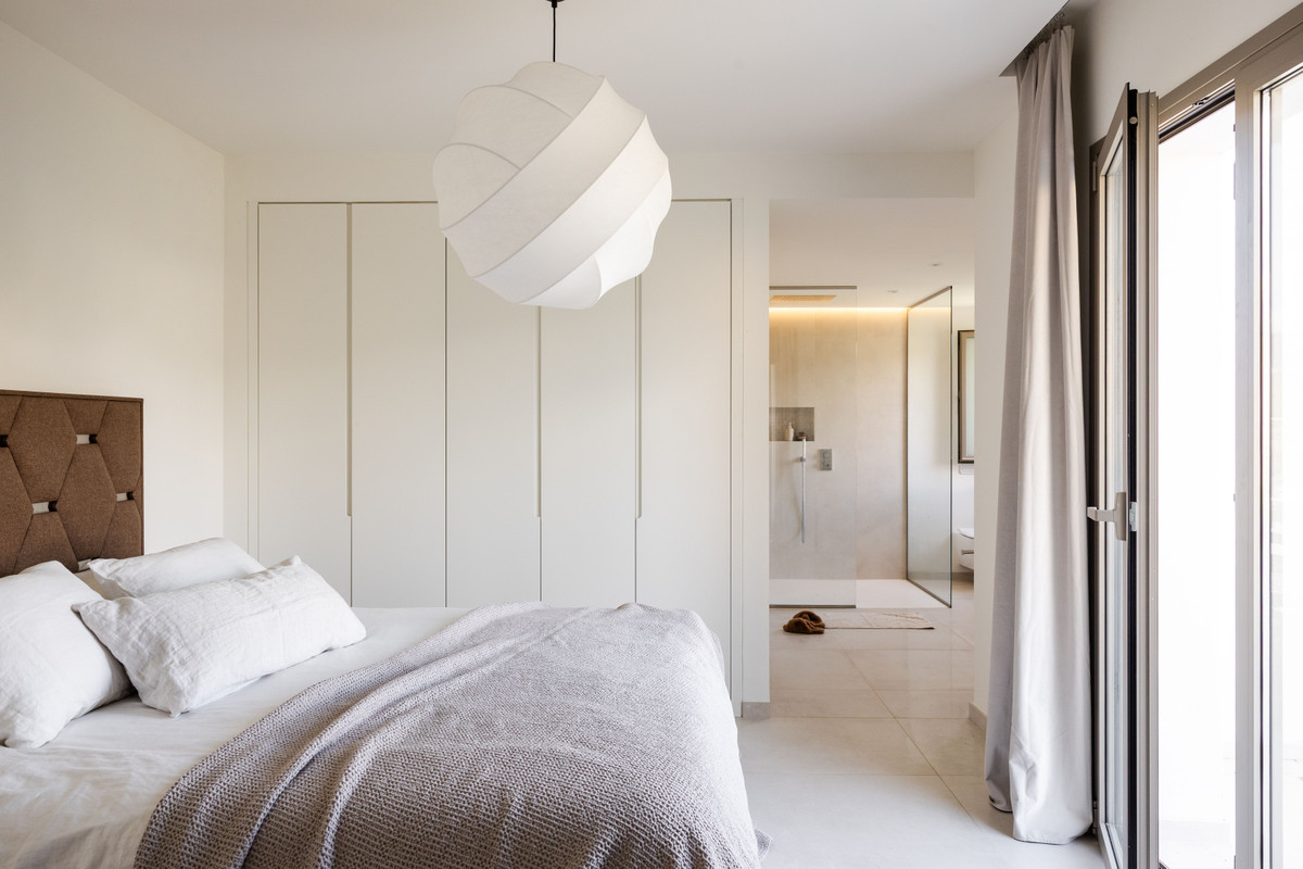 2 Bed Apartment for sale in Marbella Costa Del Sol, Málaga, Spain
