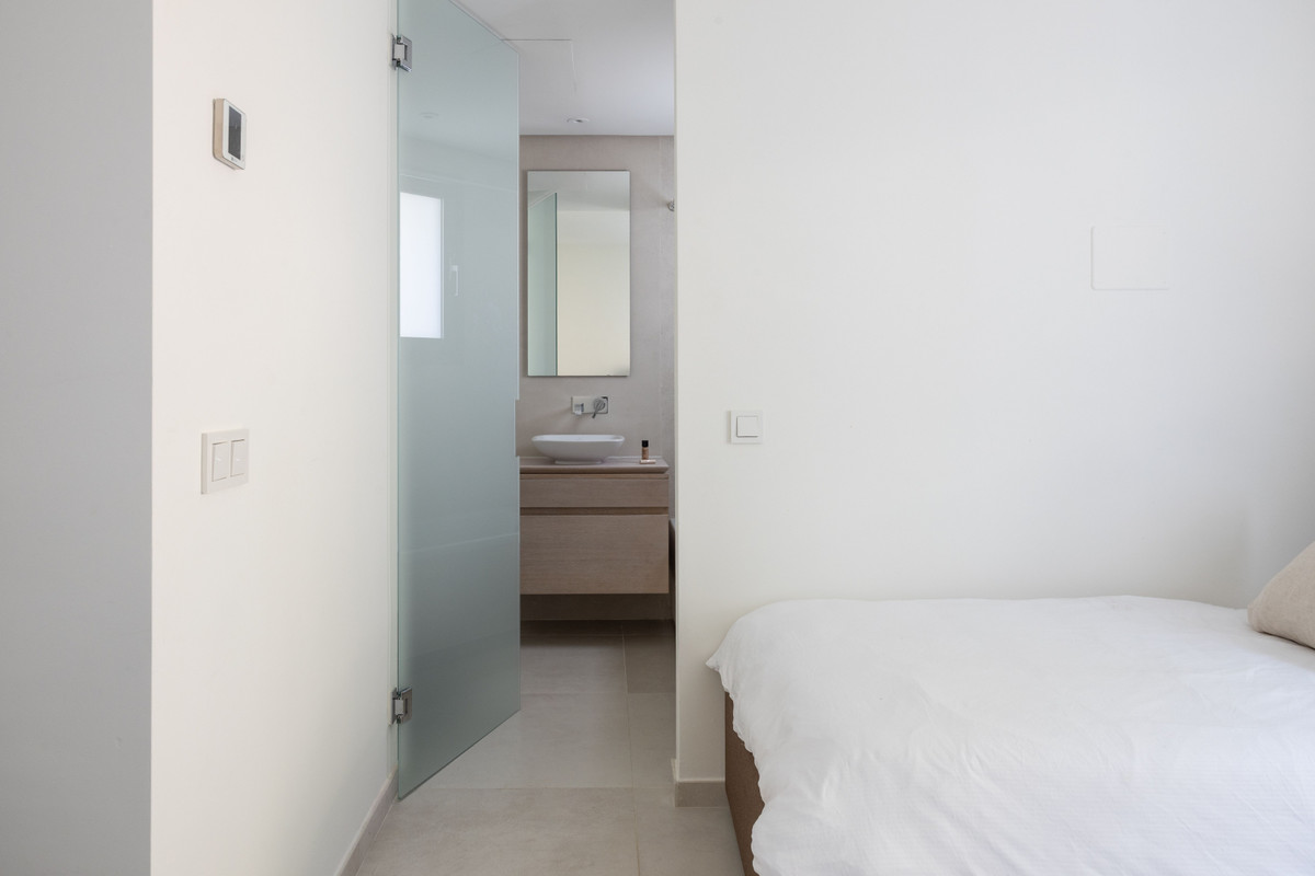 2 Bed Apartment for sale in Marbella Costa Del Sol, Málaga, Spain