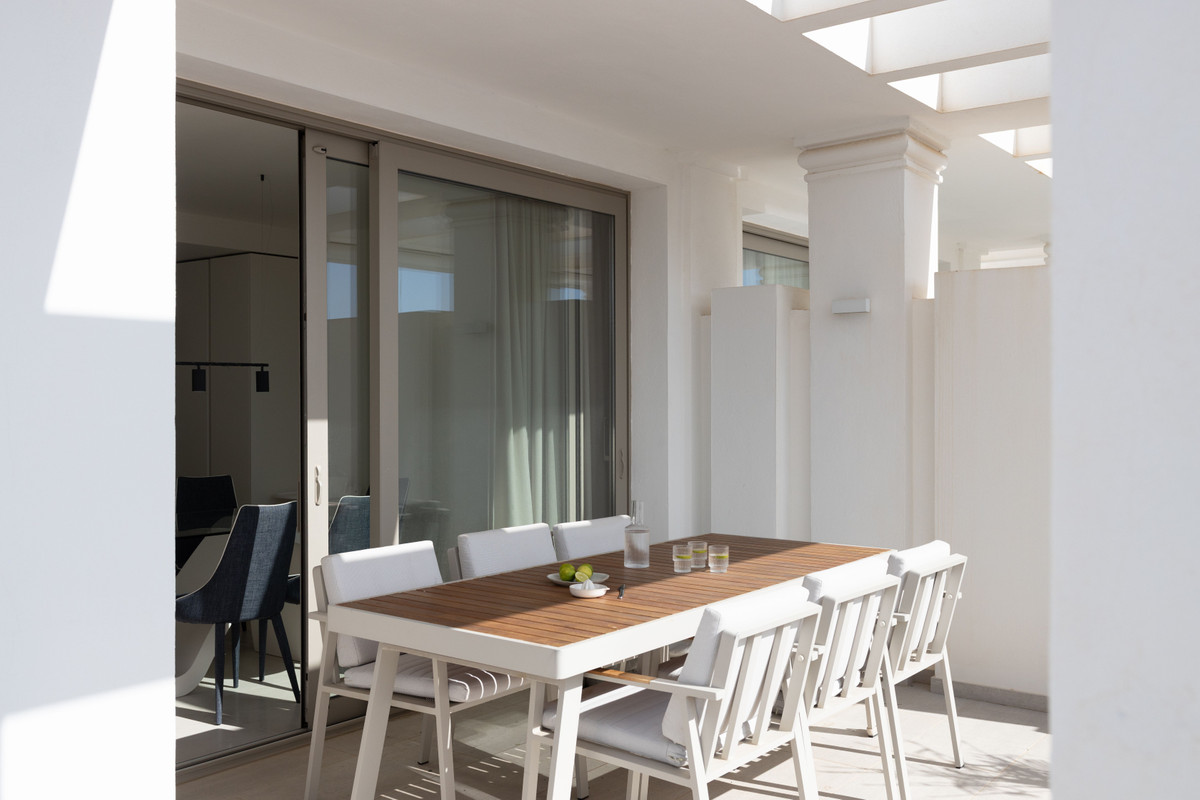 2 Bed Apartment for sale in Marbella Costa Del Sol, Málaga, Spain