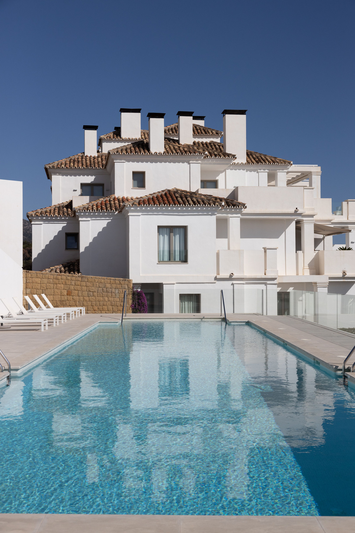 2 Bed Apartment for sale in Marbella Costa Del Sol, Málaga, Spain