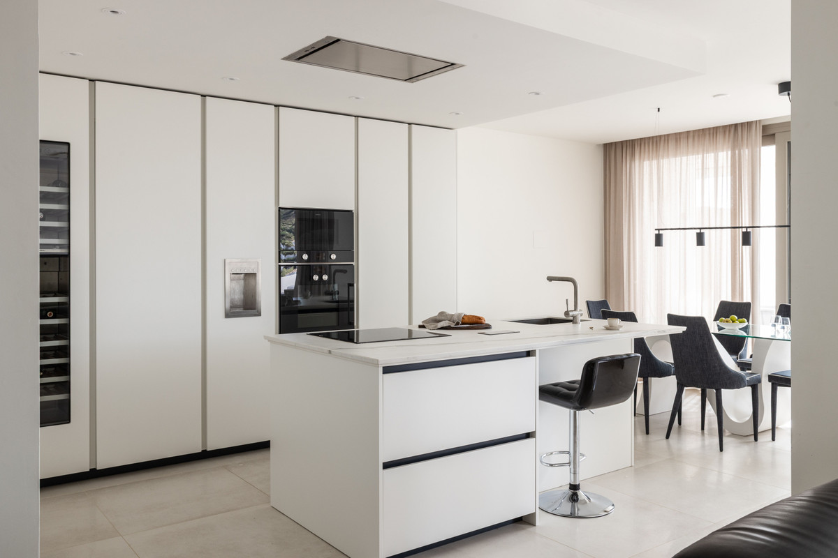 2 Bed Apartment for sale in Marbella Costa Del Sol, Málaga, Spain