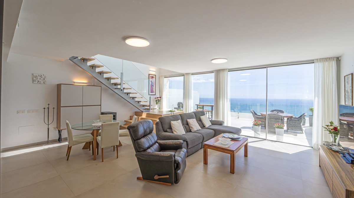 3 Bed Apartment for sale in Benalmadena Costa Del Sol, Málaga, Spain