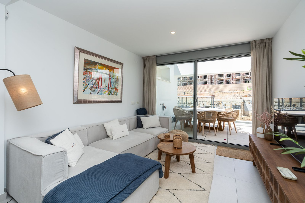 3 Bed Apartment for sale in Elviria Costa Del Sol, Málaga, Spain