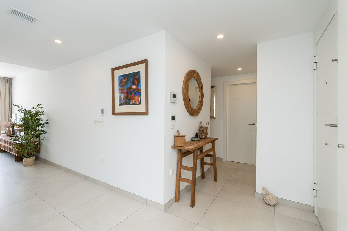 3 Bed Apartment for sale in Elviria Costa Del Sol, Málaga, Spain