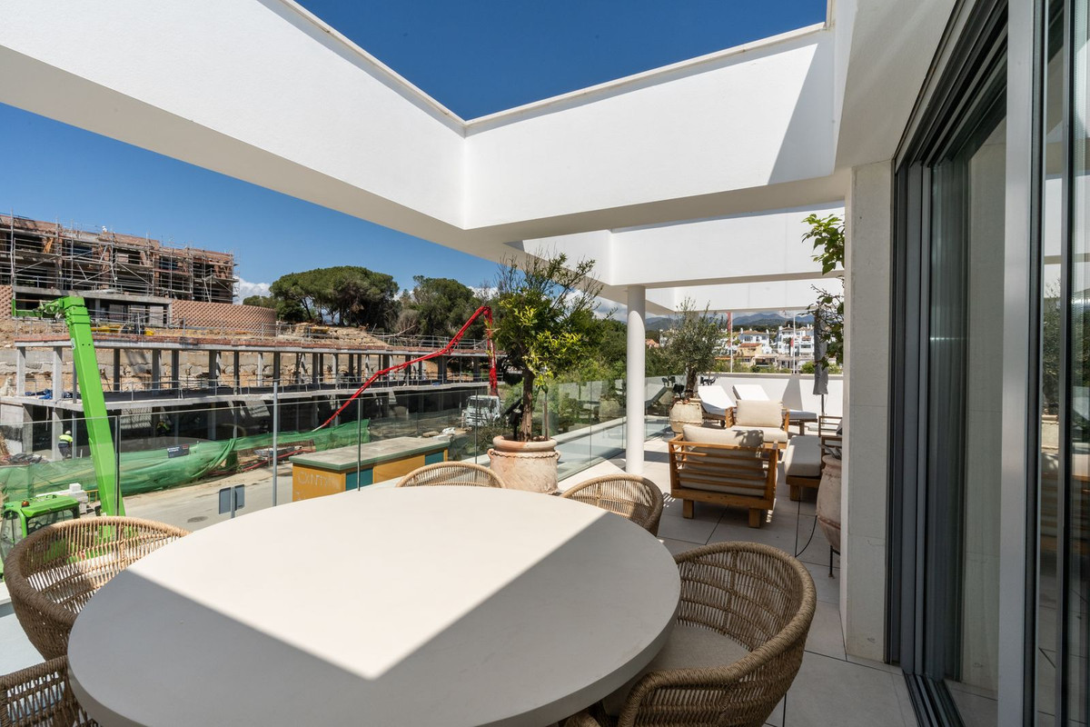 3 Bed Apartment for sale in Elviria Costa Del Sol, Málaga, Spain