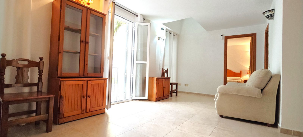 2 Bed Apartment for sale in Benalmadena Costa Costa Del Sol, Málaga, Spain