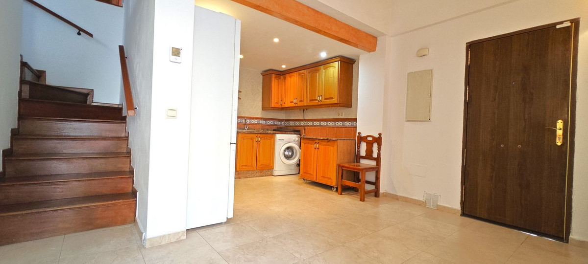 2 Bed Apartment for sale in Benalmadena Costa Costa Del Sol, Málaga, Spain