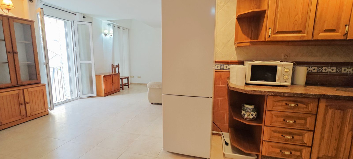 2 Bed Apartment for sale in Benalmadena Costa Costa Del Sol, Málaga, Spain