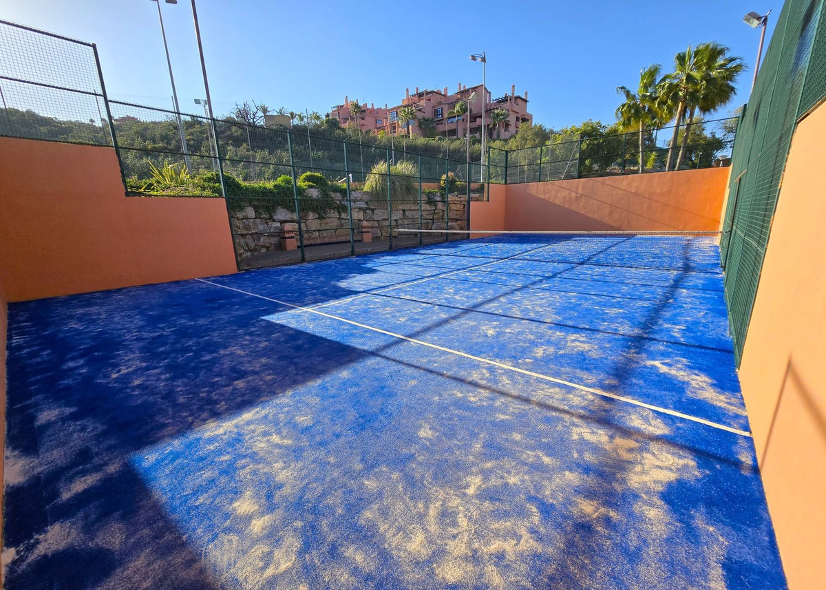 2 Bed Apartment for sale in La Mairena Costa Del Sol, Málaga, Spain