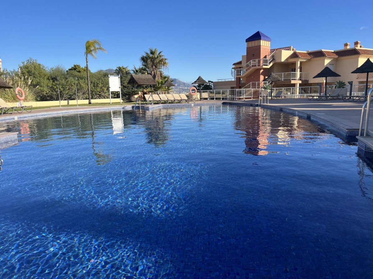 Se vende Apartamento Planta Baja de 2 dormitorios en Costa Del Sol, Málaga, España