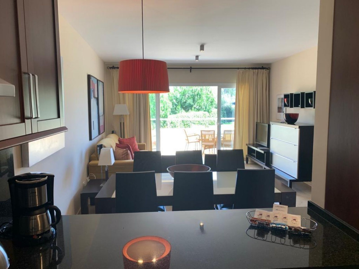 Se vende Apartamento Planta Baja de 2 dormitorios en Costa Del Sol, Málaga, España