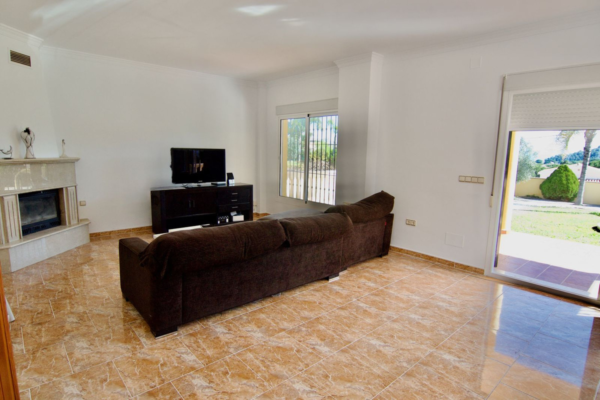 4 Bed Townhouse for sale in Alhaurín De La Torre Costa Del Sol, Málaga, Spain
