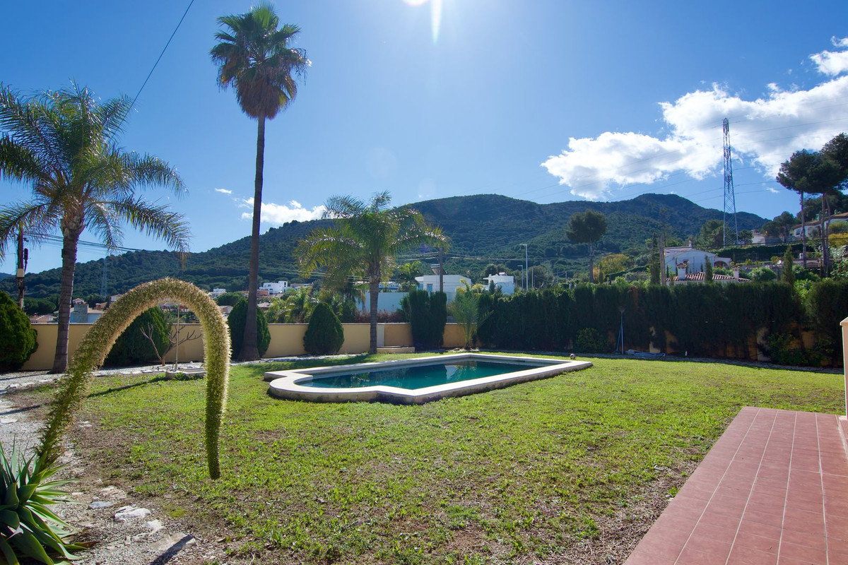 4 Bed Townhouse for sale in Alhaurín De La Torre Costa Del Sol, Málaga, Spain